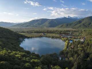 Курортные отели Lopota Lake Resort & Spa Напареули-0